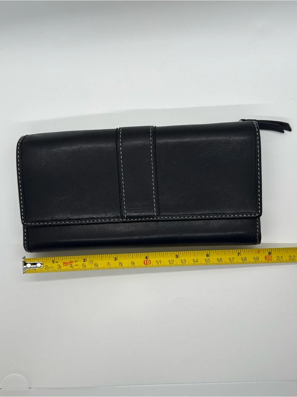 Coach Legacy Black Leather Wallet Lavender Interior - Picture 6 of 15